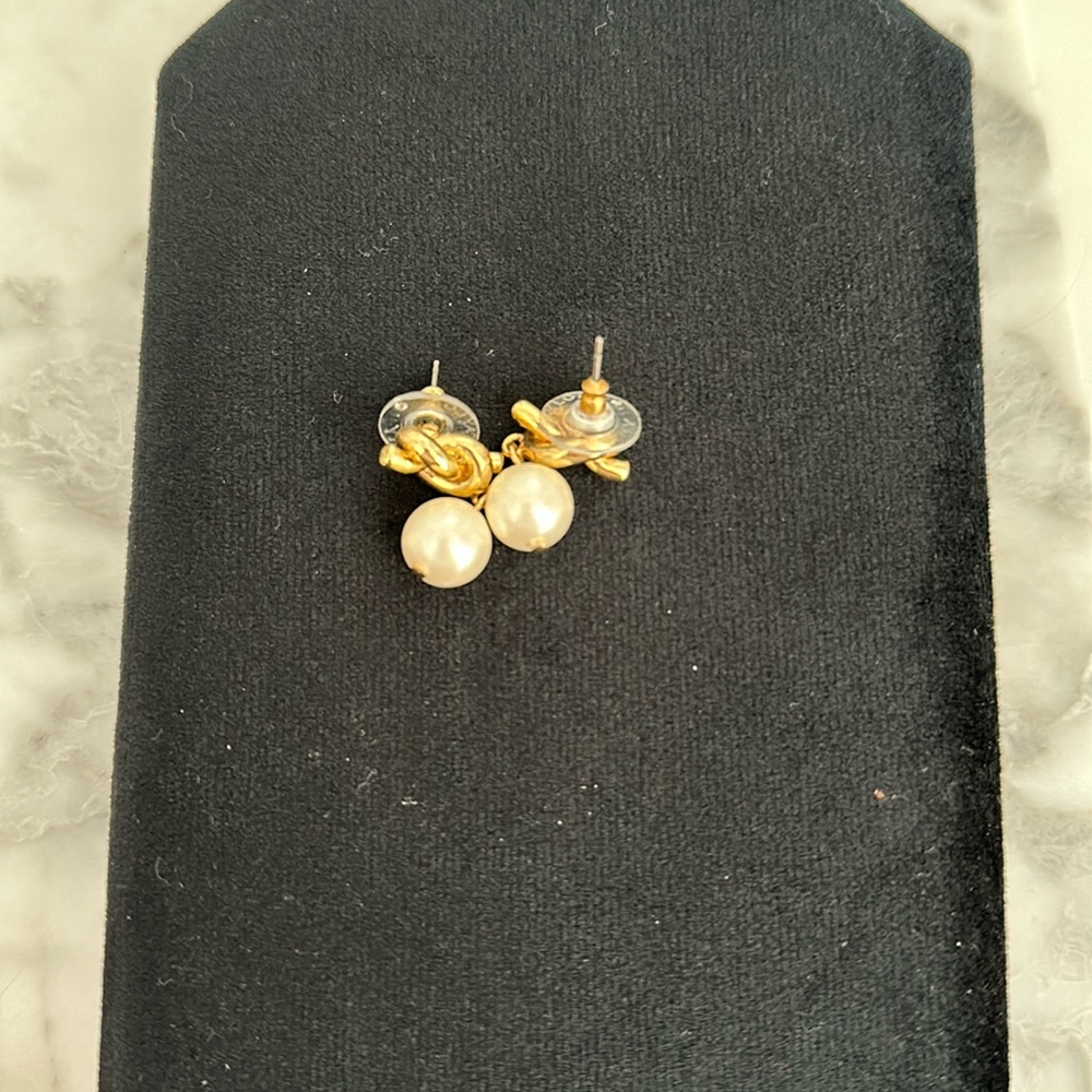 Ann Taylor gold and faux pearl earrings
